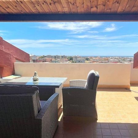 Relax Sea View Attic Apartment Quartu SantʼElena Екстериор снимка